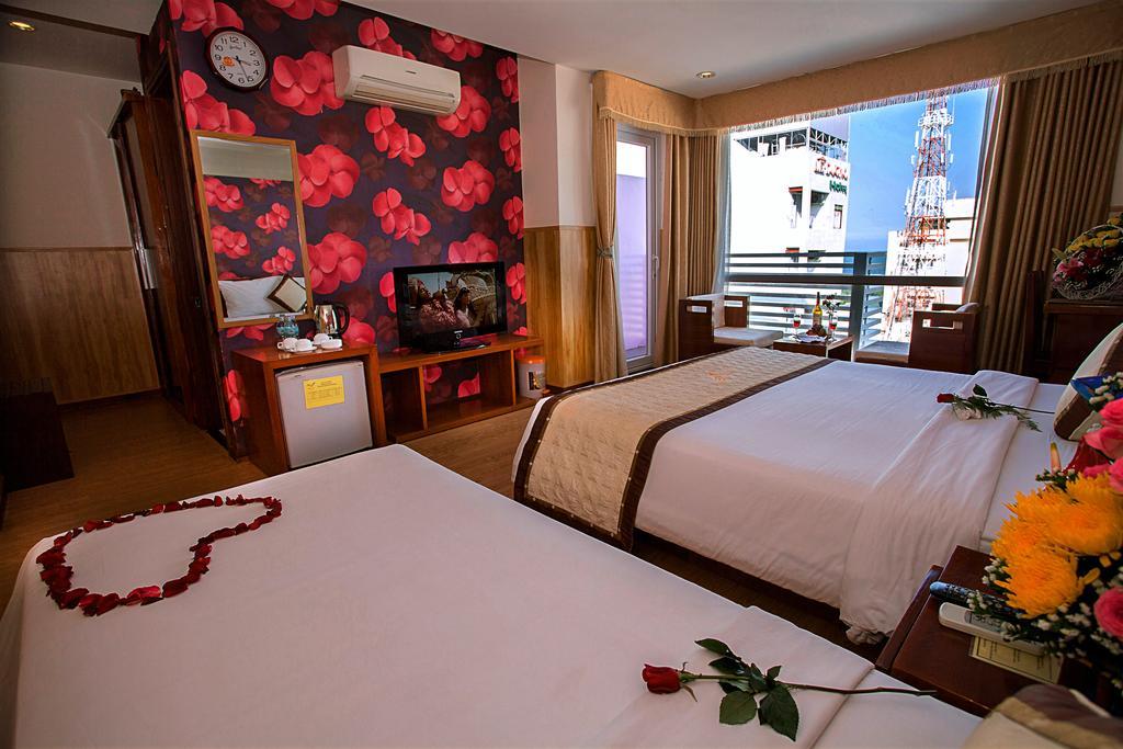 Golden Rain Hotel - Hoang Vu Нячанг Номер фото
