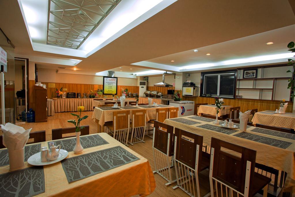 Golden Rain Hotel - Hoang Vu Нячанг Экстерьер фото