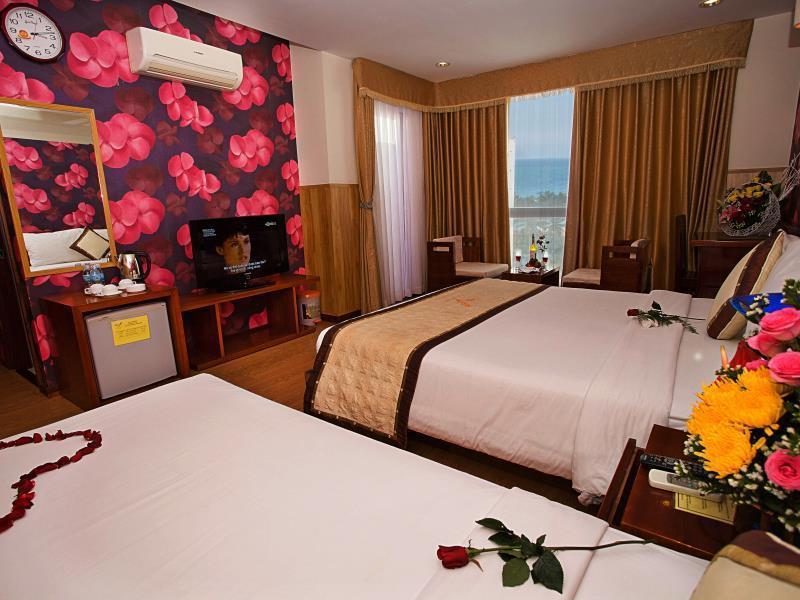 Golden Rain Hotel - Hoang Vu Нячанг Экстерьер фото